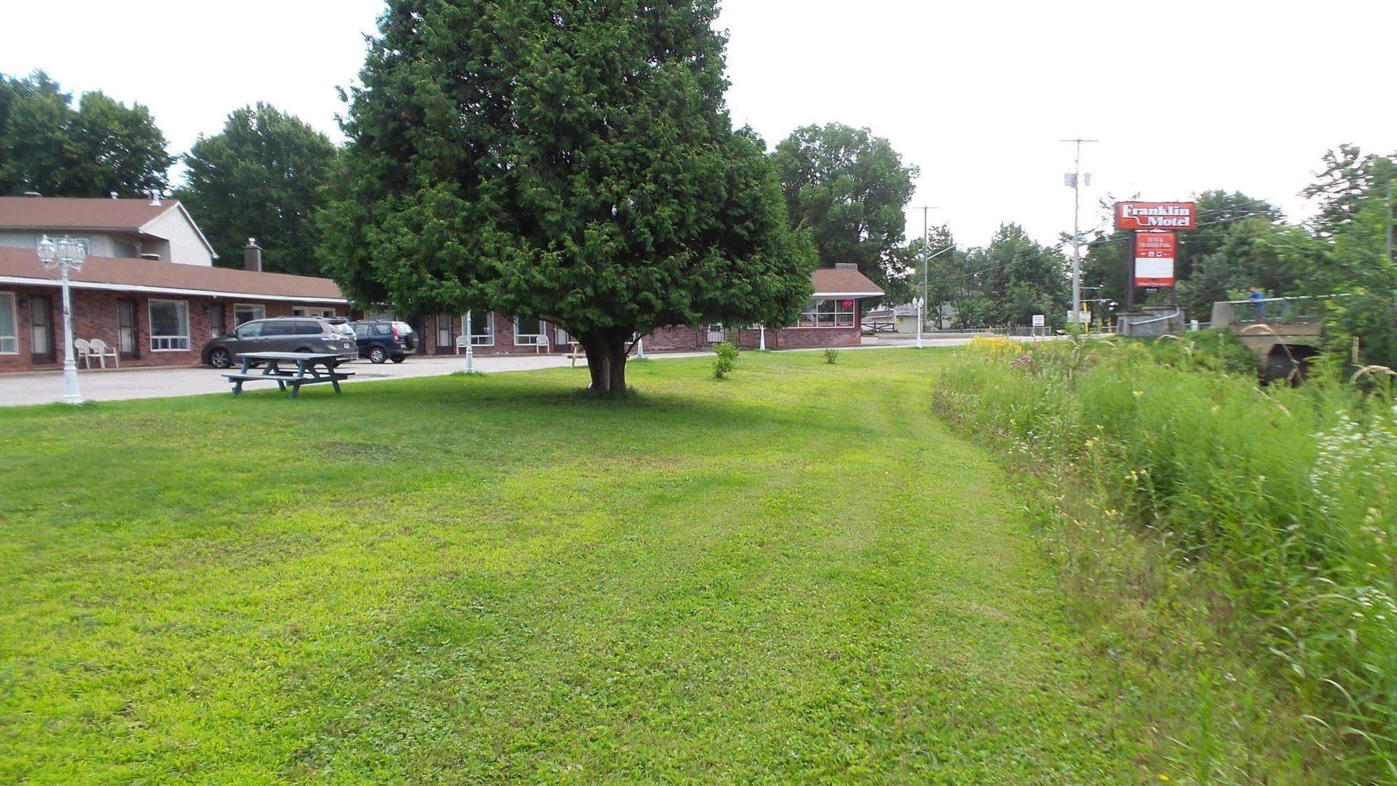Franklin Motel, Tent & Trailer Park North Bay Kültér fotó