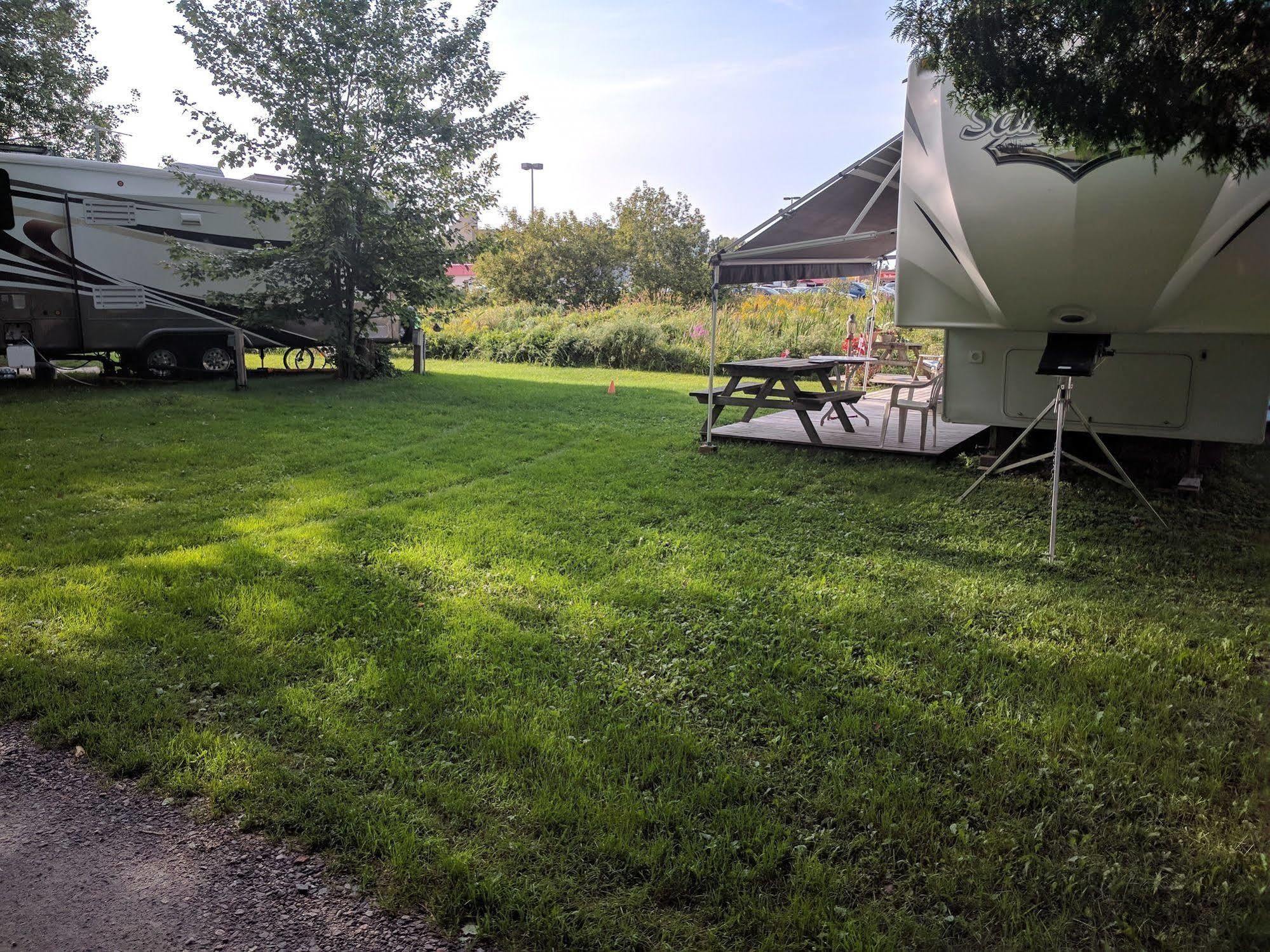 Franklin Motel, Tent & Trailer Park North Bay Kültér fotó