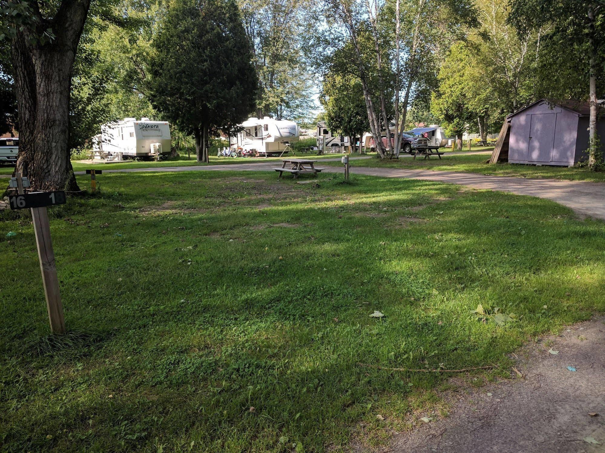 Franklin Motel, Tent & Trailer Park North Bay Kültér fotó